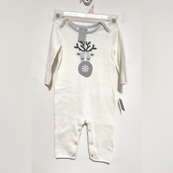 Tahari baby Christmas knit onesie 3-6 months. Ivory with gray reindeer. - Picture 1 of 10